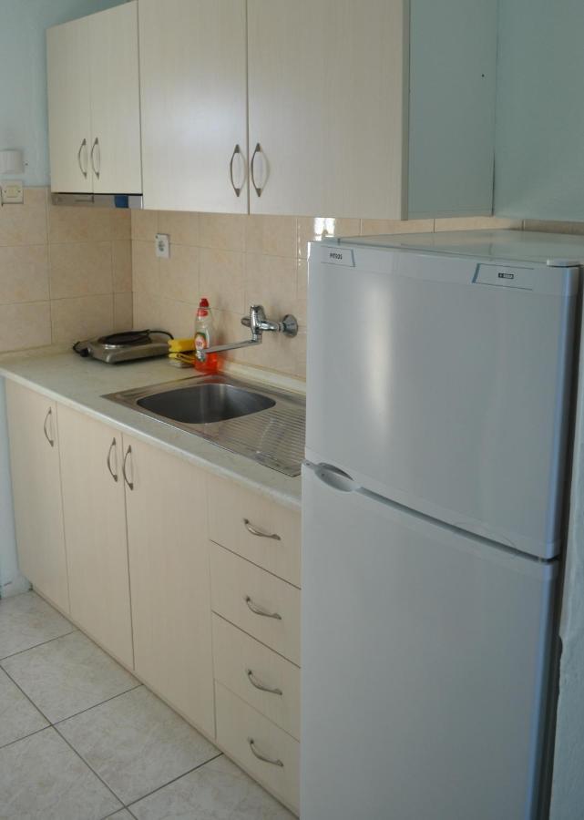 Nikos Rooms Kallithea Kallithea  外观 照片