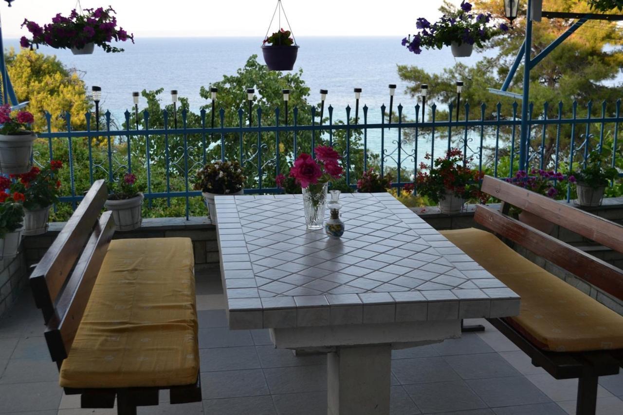 Nikos Rooms Kallithea Kallithea  外观 照片